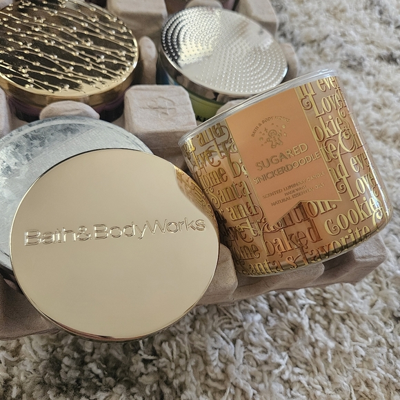 Bath & Body Works 3 Wick Candle Sugared Snickerdoodle - Picture 5 of 5
